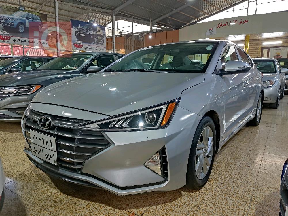 هیوندای ئەلەنترا
